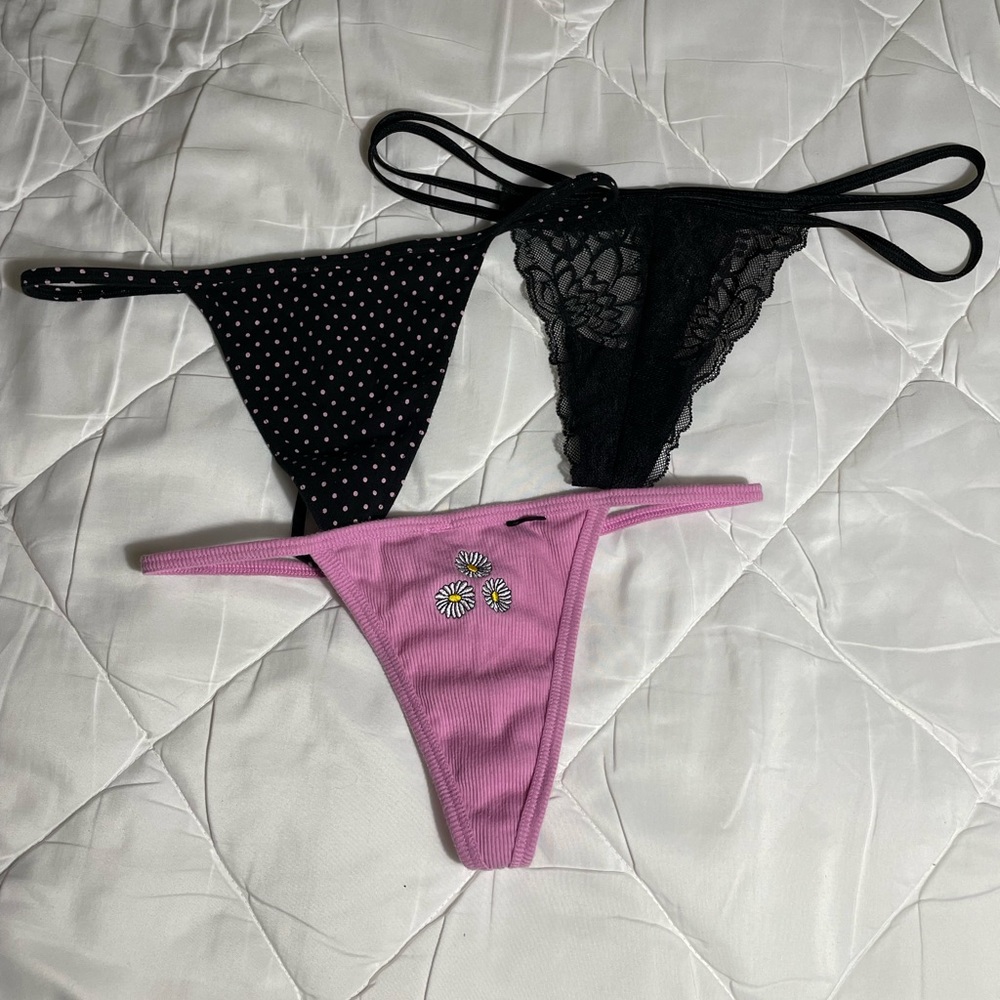 Victoria secret Vstring